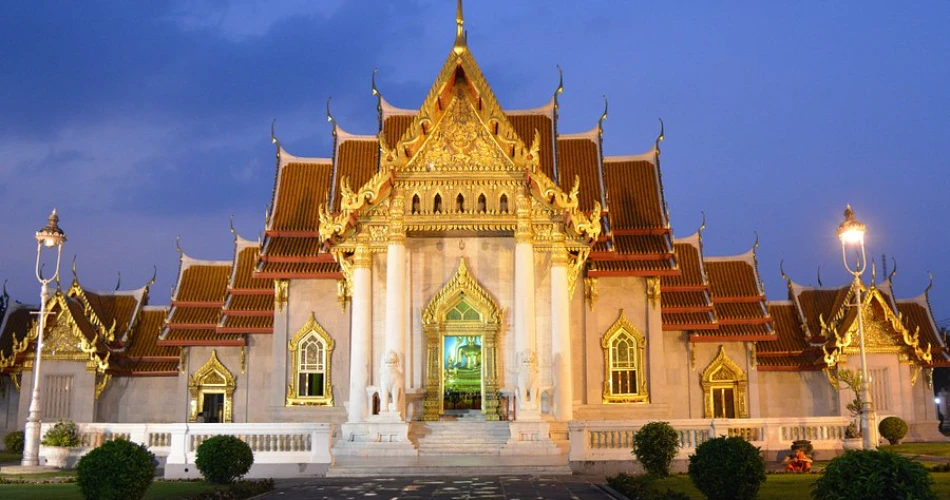 Temples of Bangkok: The City of Golden Spires