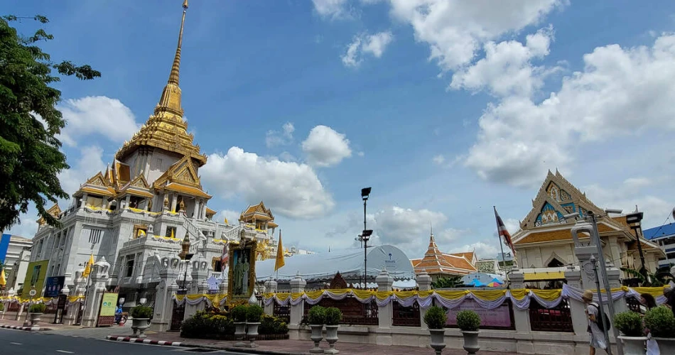 Temples of Bangkok: The City of Golden Spires