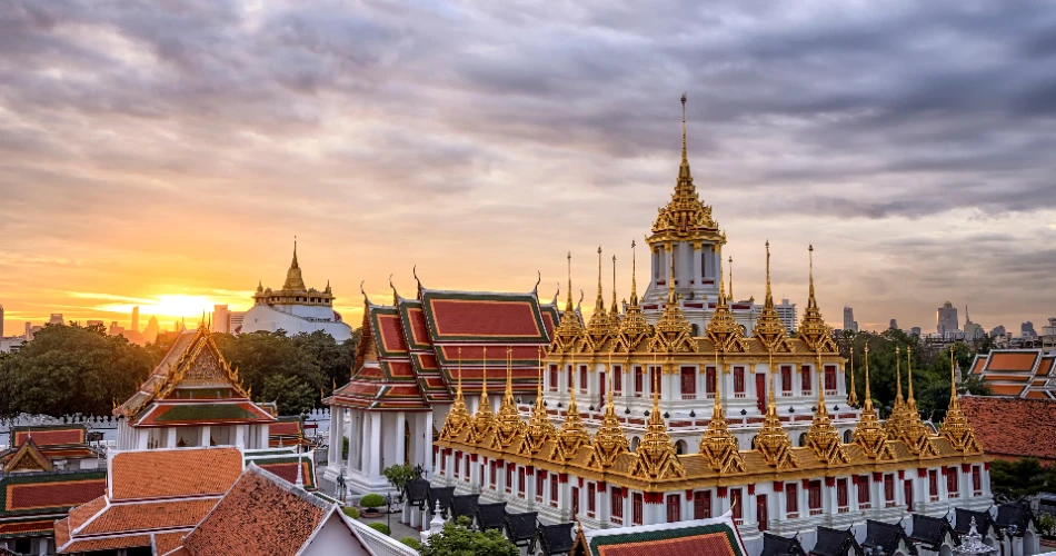 Temples of Bangkok: The City of Golden Spires